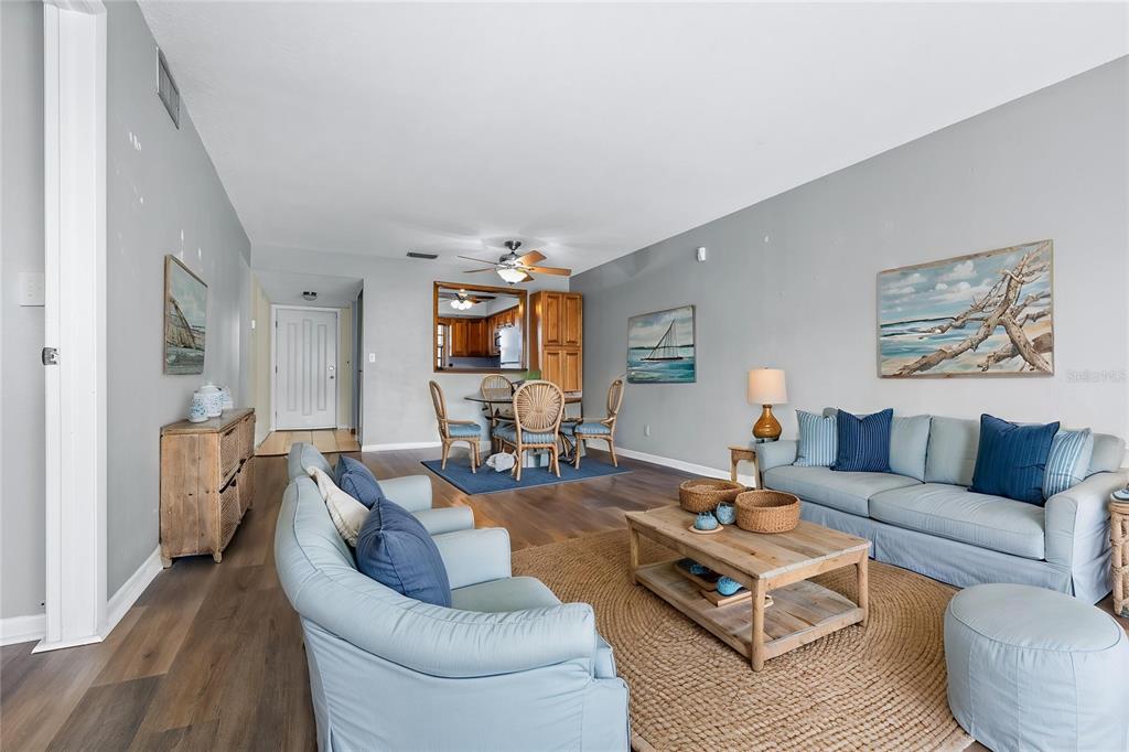1750 BELLEAIR FOREST DRIVE UNIT A8, BELLEAIR, FL — photo 5 of 30