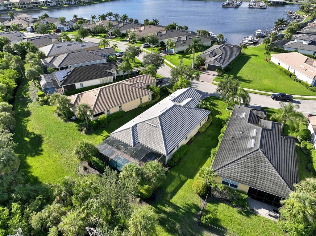 5057 LAKE OVERLOOK AVENUE, BRADENTON, FL — photo 3 of 30