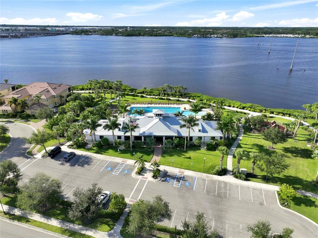5057 LAKE OVERLOOK AVENUE, BRADENTON, FL — photo 4 of 30
