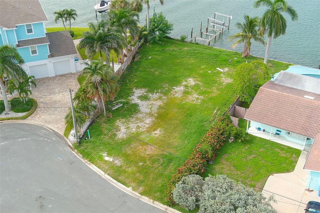 11080 8TH STREET E, TREASURE ISLAND, FL — photo 4 of 9