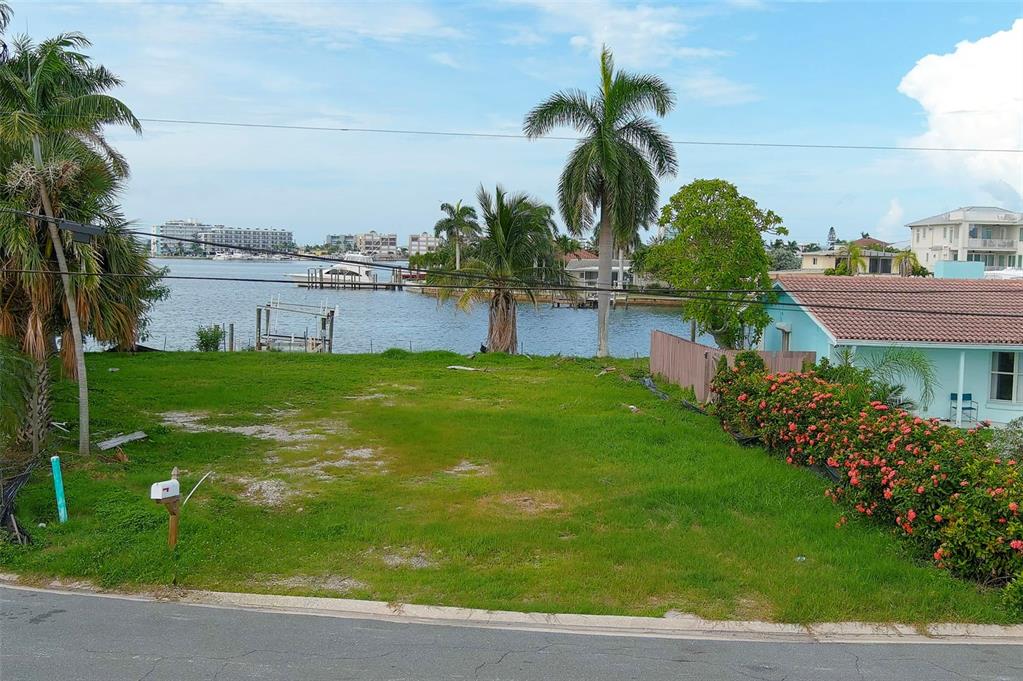 11080 8TH STREET E, TREASURE ISLAND, FL — photo 5 of 9