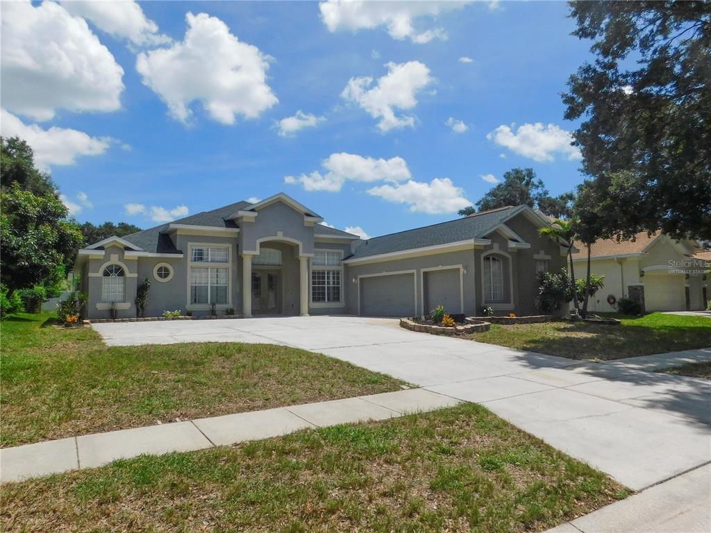 2412 BLUE STONE COURT, VALRICO, FL — photo 2 of 30