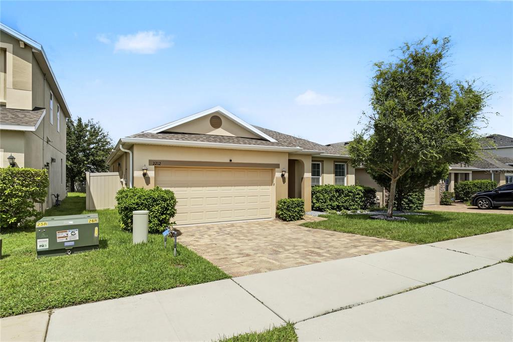 2212 NAPONE LANE, MINNEOLA, FL — photo 2 of 30