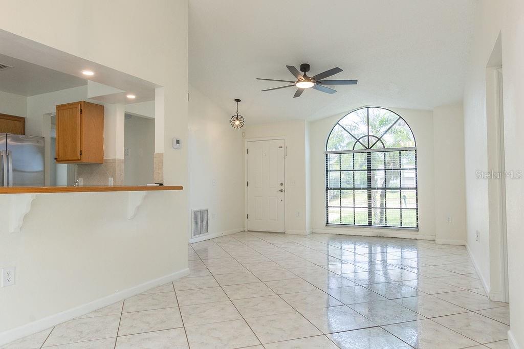 2254 MATTHEW CIRCLE, DELTONA, FL — photo 4 of 15