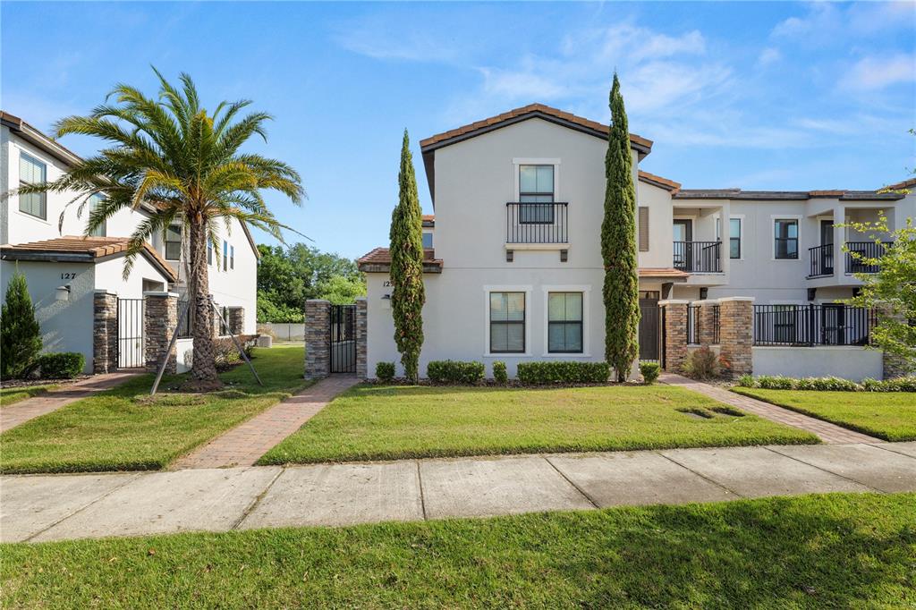 129 KENNY BOULEVARD