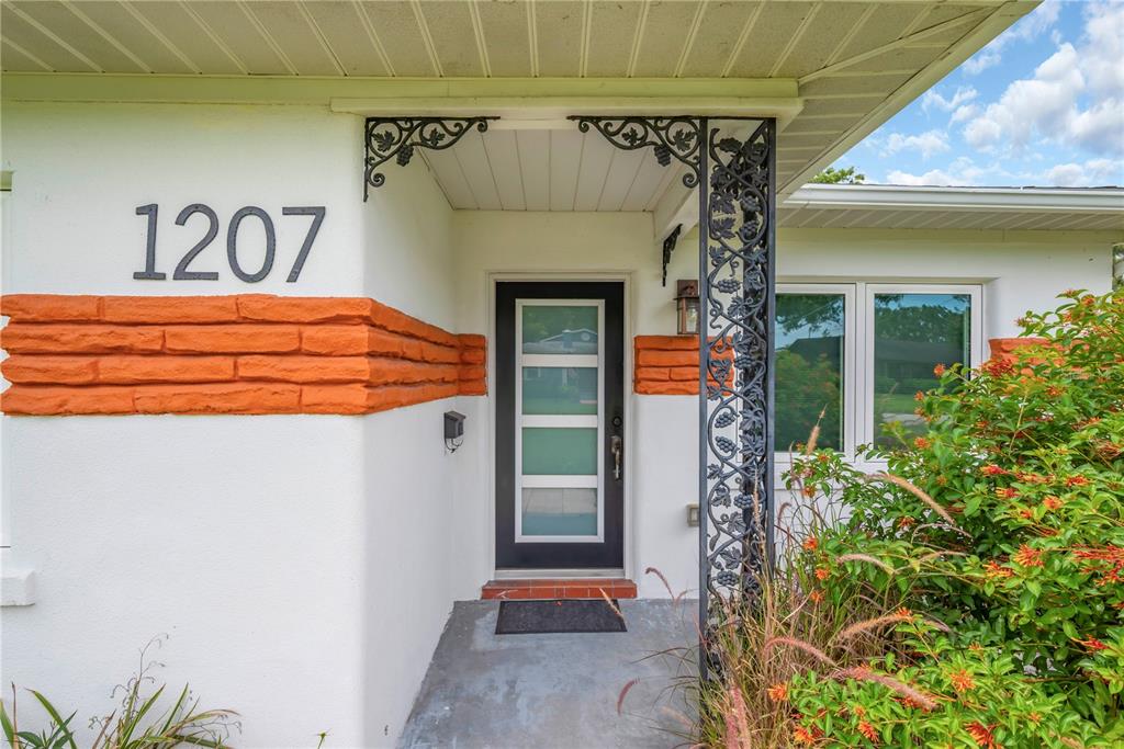 1207 W ADALEE STREET, TAMPA, FL — photo 2 of 18