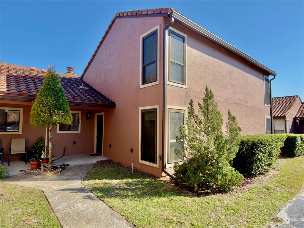 623 SAINT JOHNS COURT UNIT 623