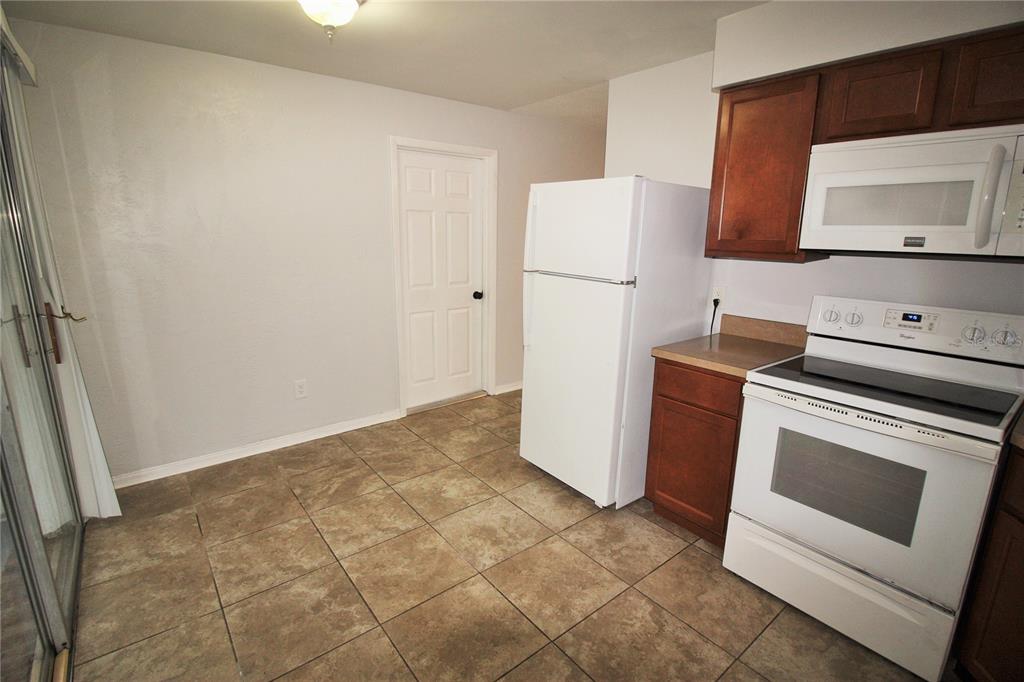 309 DIAMOND STREET, DELTONA, FL — photo 4 of 16
