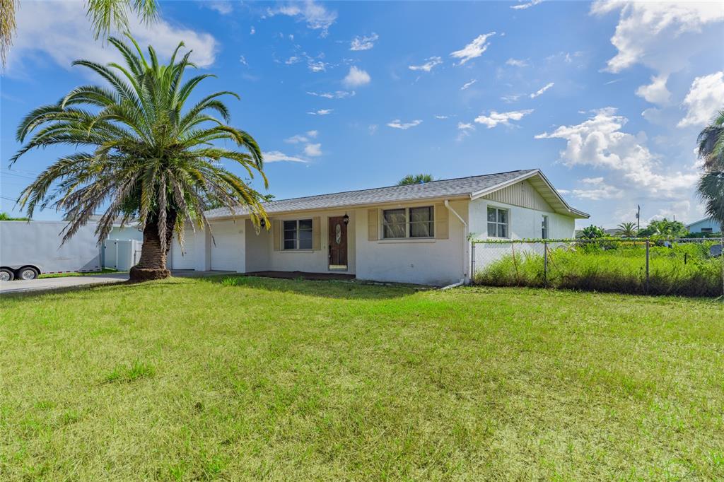 605 BARNES PARKWAY, NOKOMIS, FL — photo 3 of 30