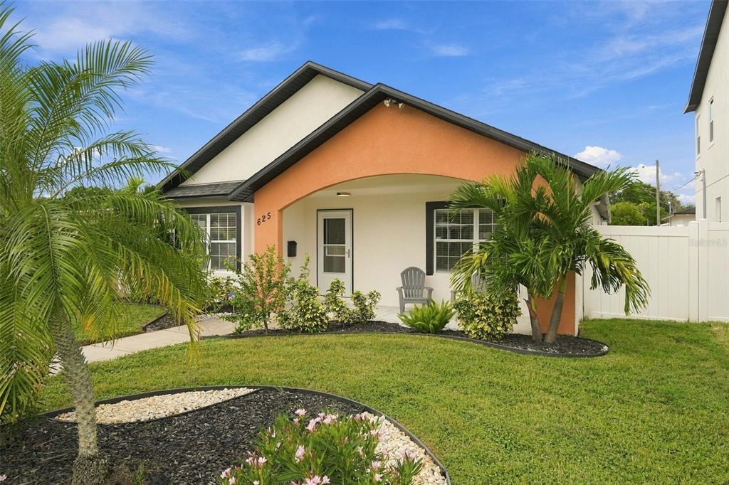 625 FOLSOM STREET S, ST PETERSBURG, FL — photo 3 of 36