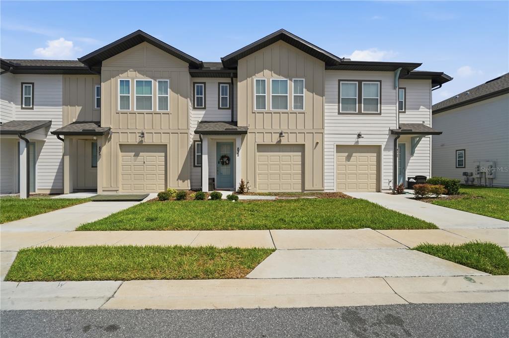 832 LONGBOAT DRIVE