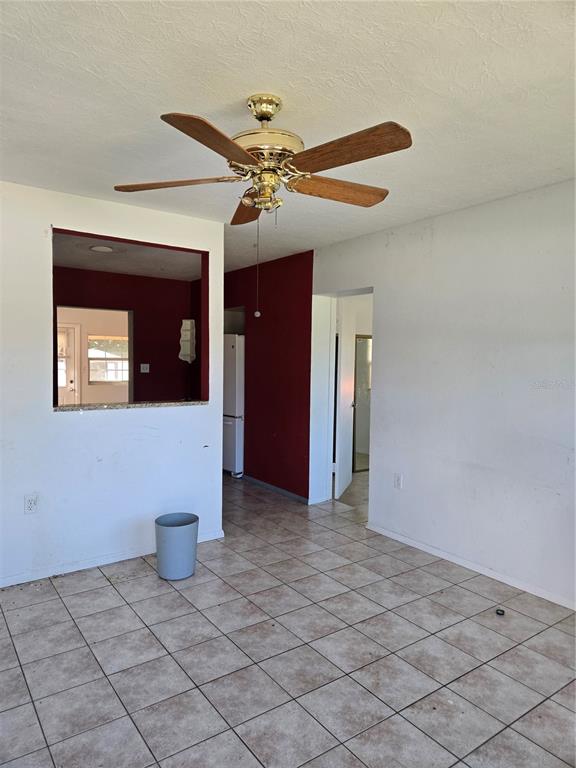 3314 WILLIAMSBURG STREET, SARASOTA, FL — photo 2 of 10