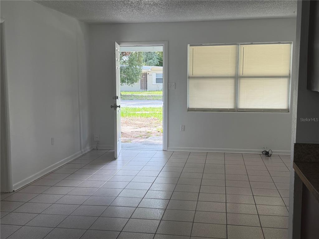 6241 BALBOA DRIVE, ORLANDO, FL — photo 2 of 17
