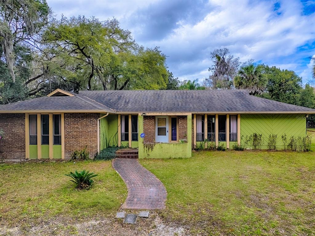 912 SHEILA PLACE