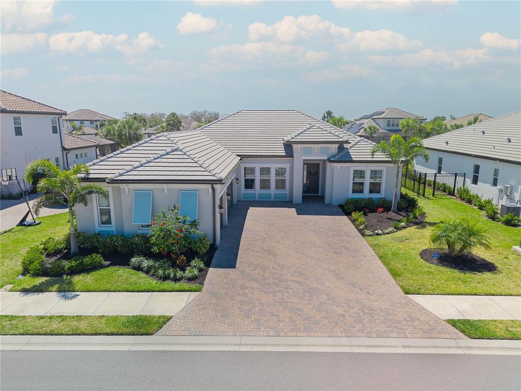 6172 LUNGO LAGO DRIVE