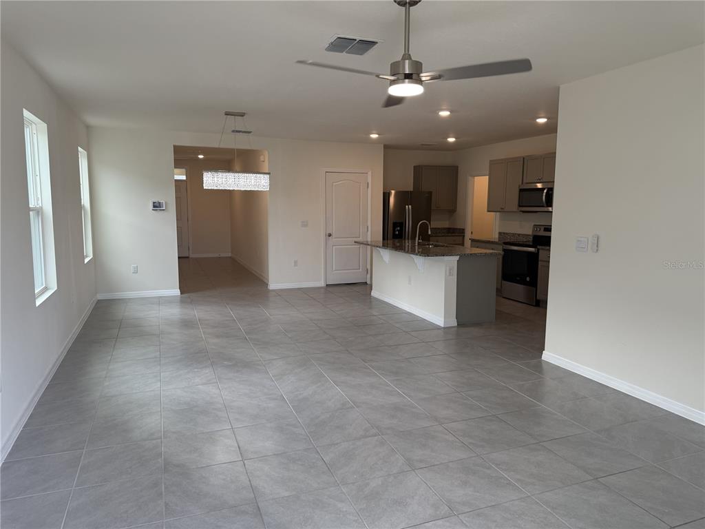 1071 CASCADE DRIVE, DAVENPORT, FL — photo 3 of 17