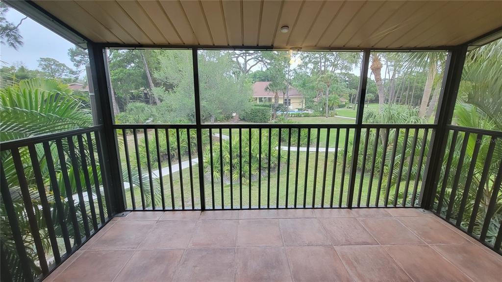 960 LACOSTA CIRCLE UNIT 2, SARASOTA, FL — photo 4 of 17