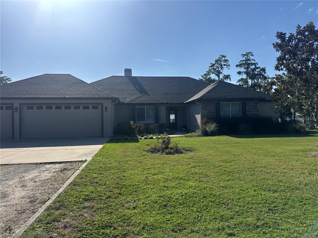 3355 WESTSHORE DRIVE