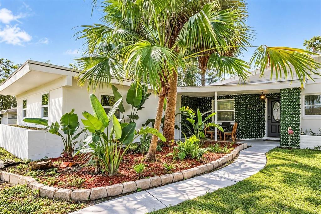 1057 CALUMET STREET, CLEARWATER, FL — photo 2 of 30