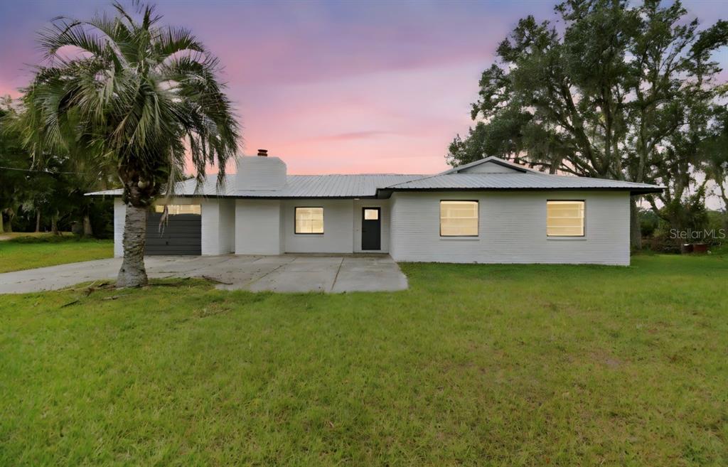 18208 STATE ROAD 52