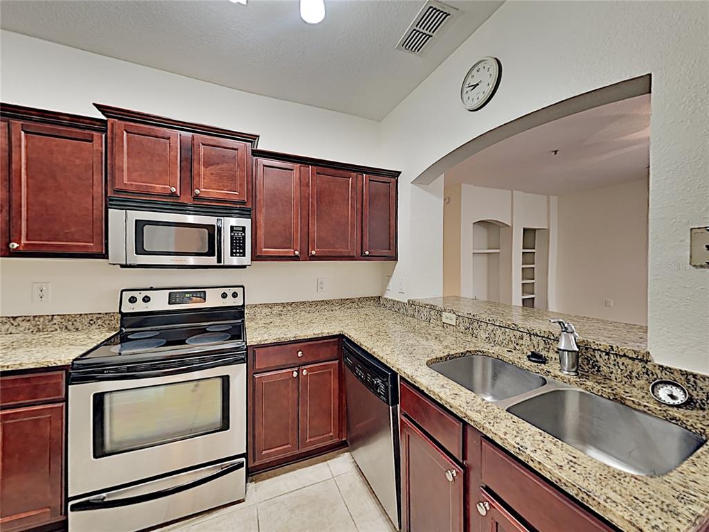 1325 ROTONDA POINT UNIT 101, LAKE MARY, FL — photo 2 of 13