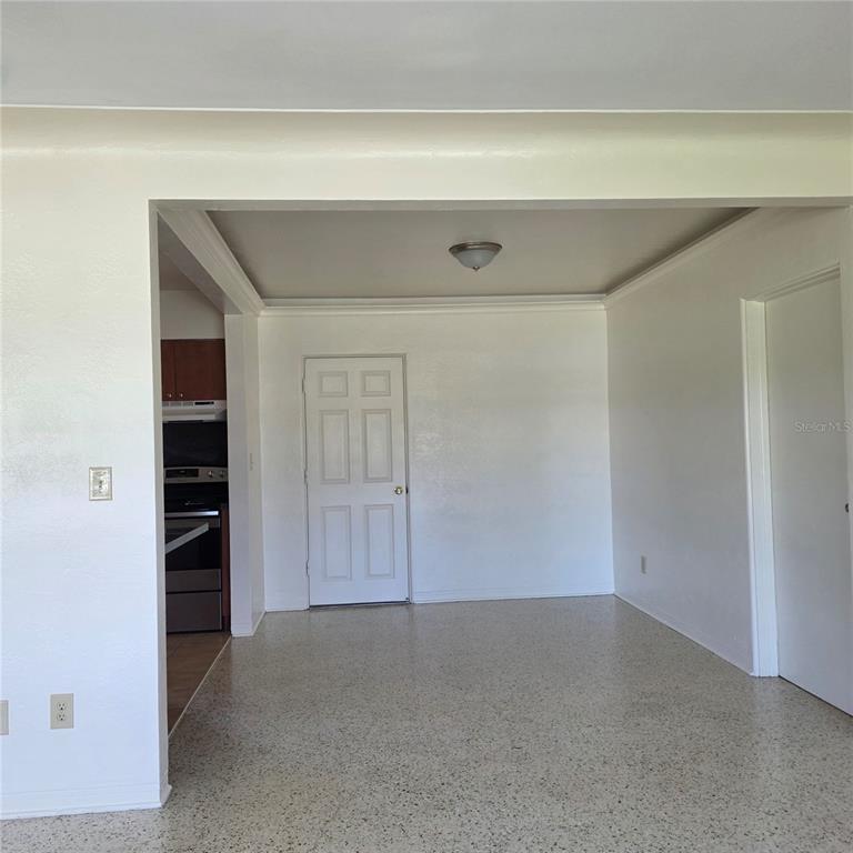 4014 22ND AVENUE N, ST PETERSBURG, FL — photo 5 of 20