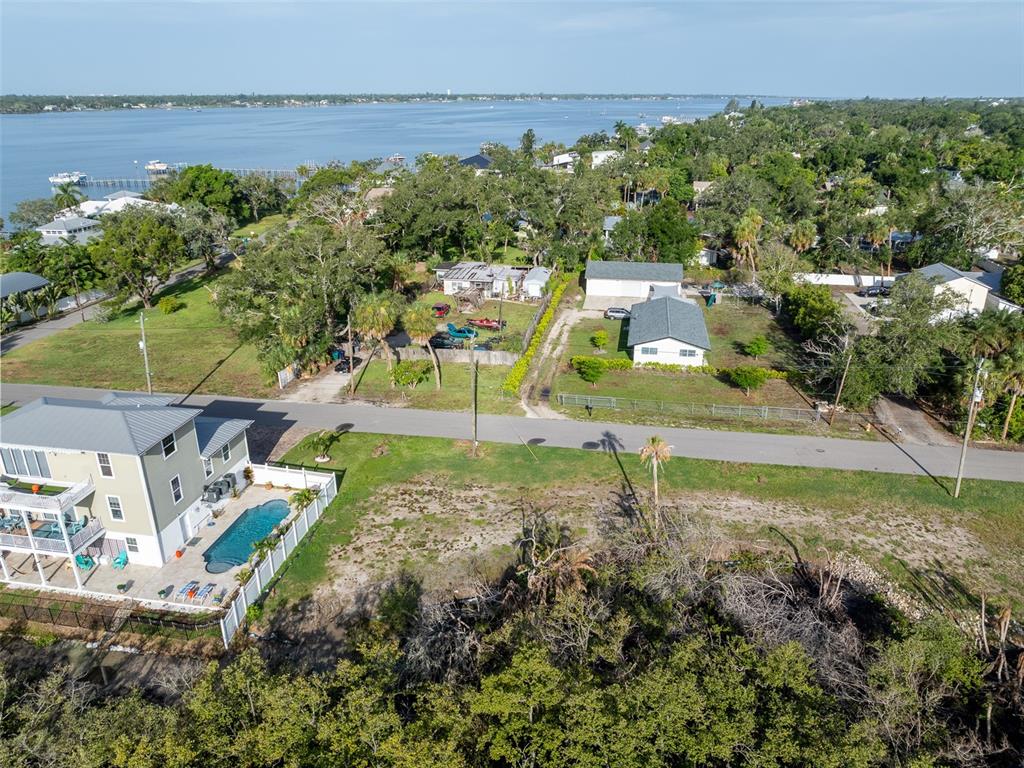 13TH AVENUE W, PALMETTO, FL — photo 2 of 22
