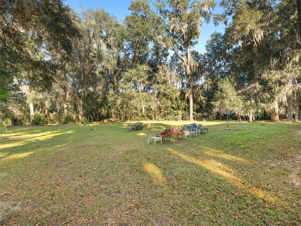 5715 SE 109TH STREET, BELLEVIEW, FL — photo 3 of 25