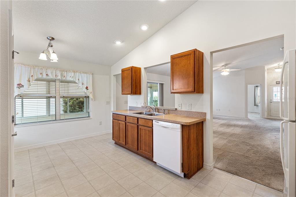 2573 EDENVILLE PATH, THE VILLAGES, FL — photo 4 of 15