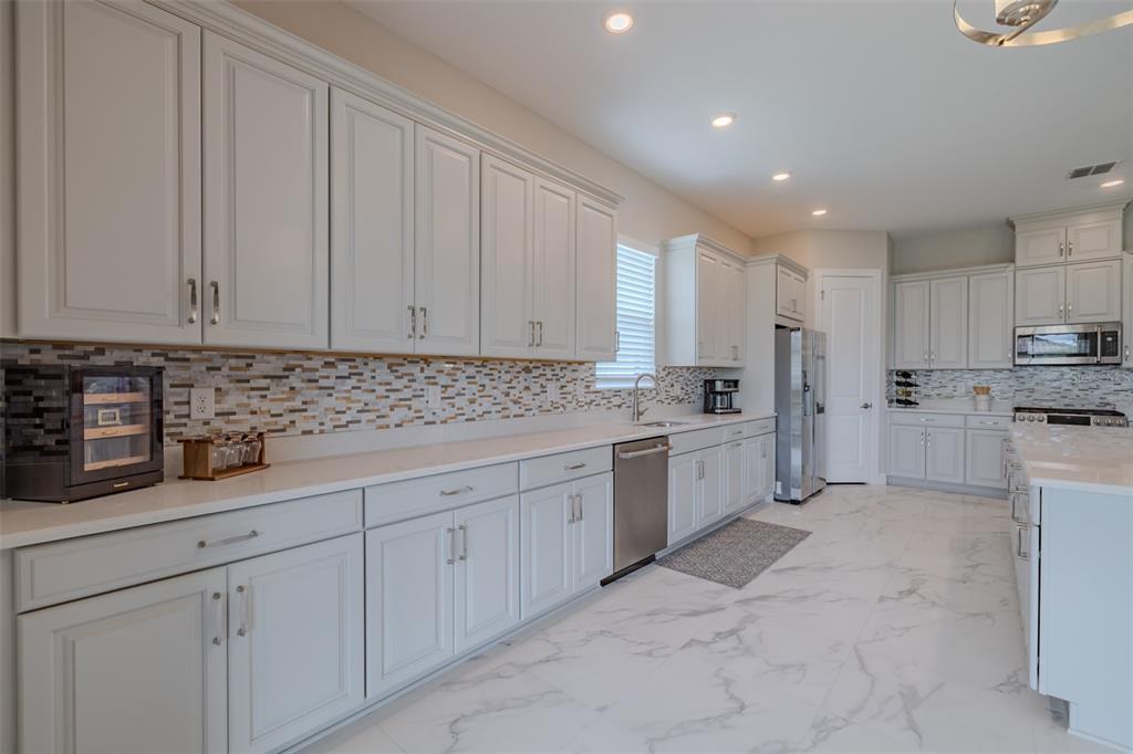 4727 FRECCIA LOOP, WESLEY CHAPEL, FL — photo 4 of 30