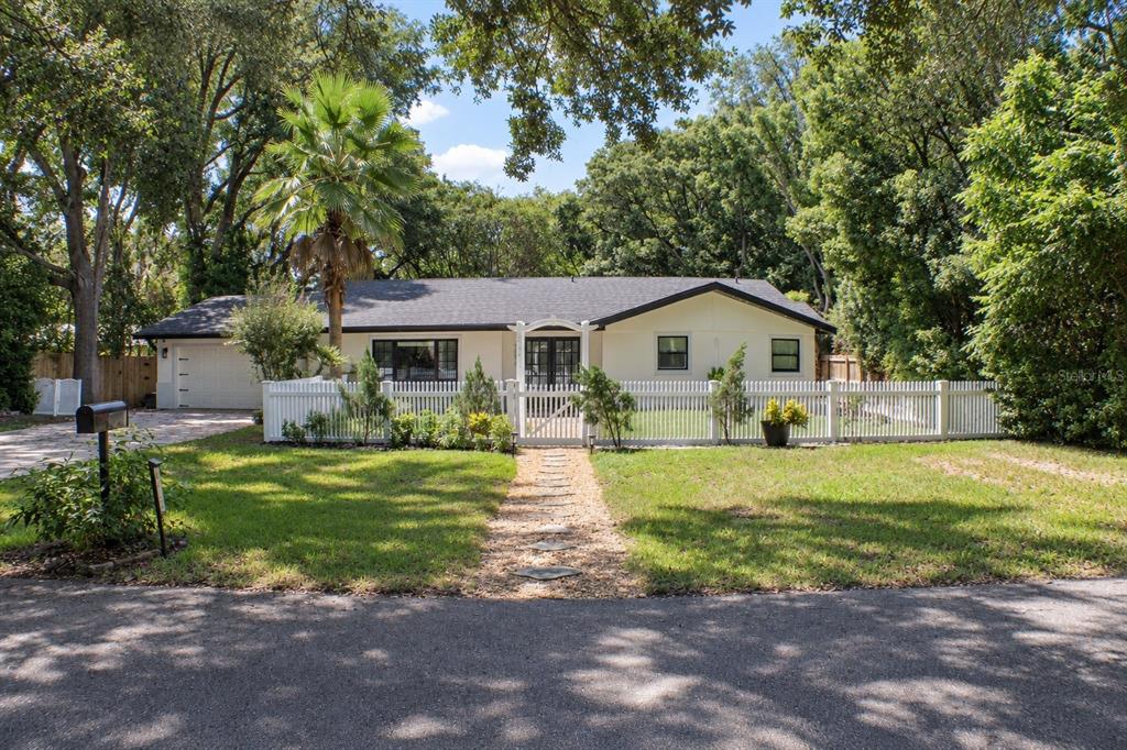 8042 RIDGE WAY, ORLANDO, FL — photo 4 of 30