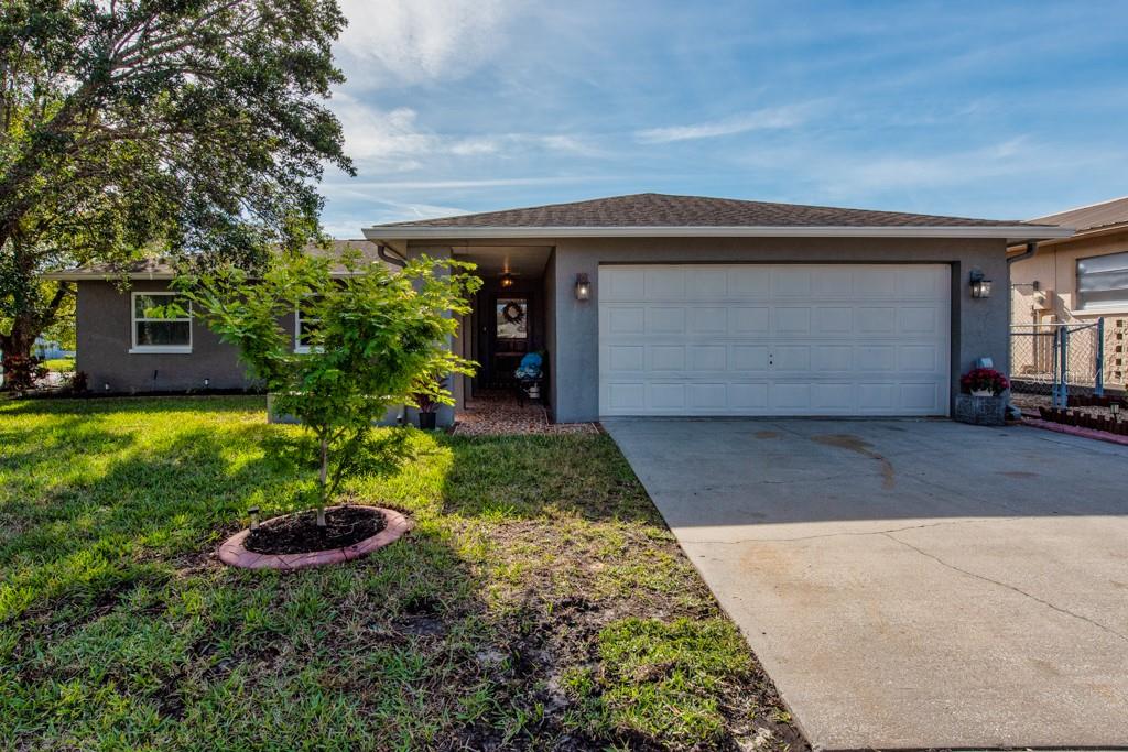 8812 HONEYCOMB DRIVE