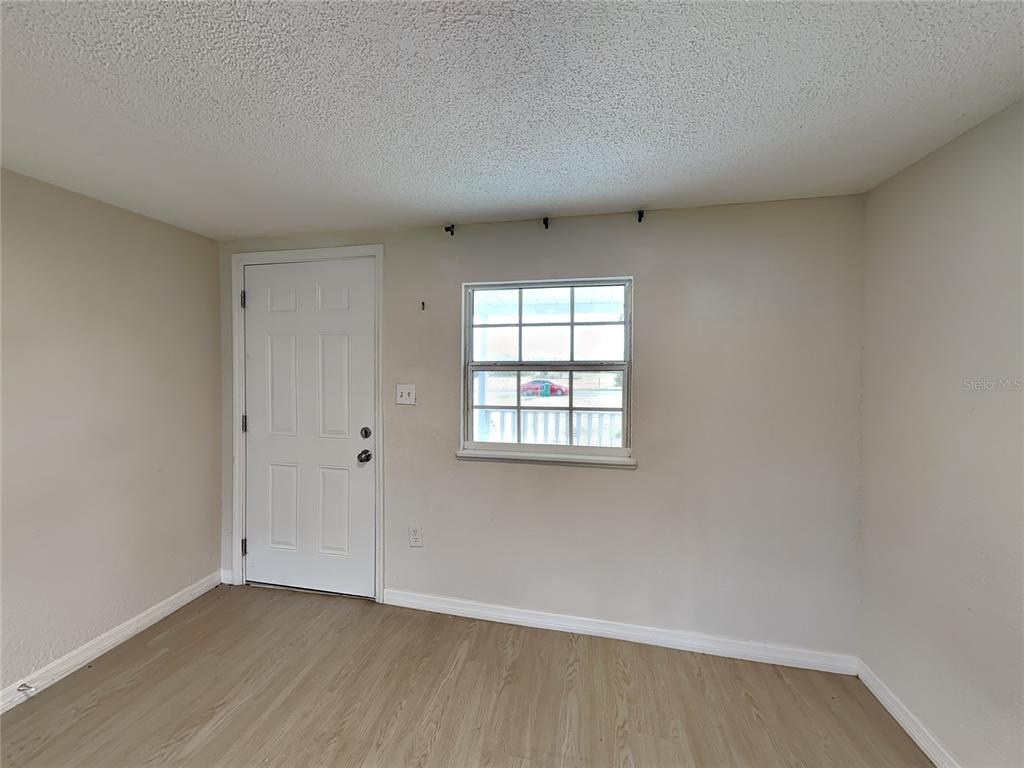 502 DUNBAR AVENUE, WINTER GARDEN, FL — photo 2 of 13