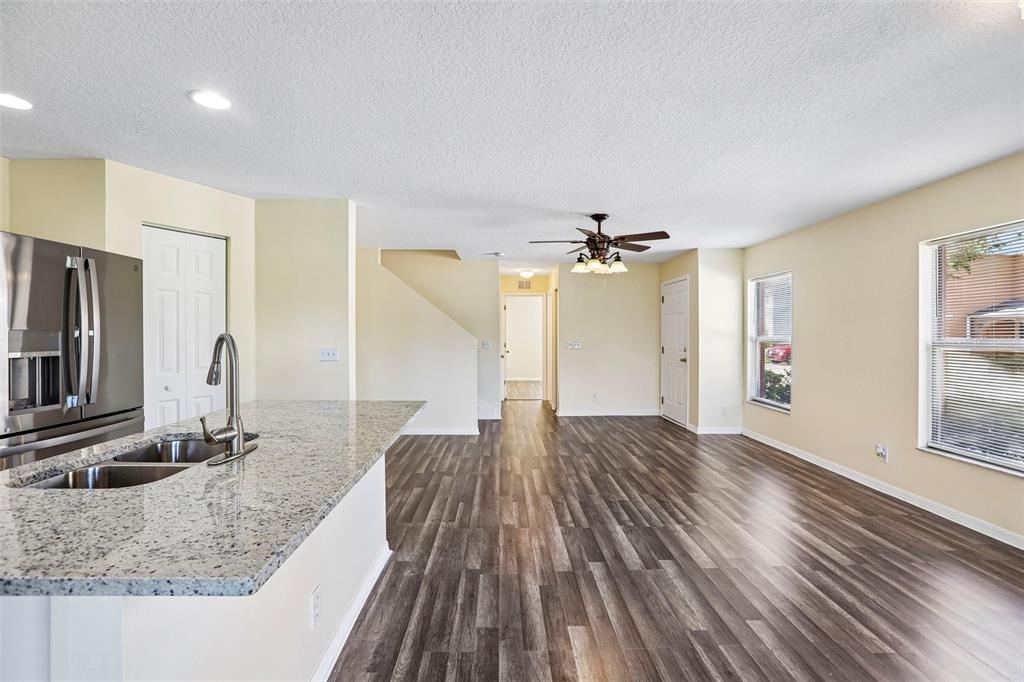 2520 COLONY REED LANE, CLEARWATER, FL — photo 2 of 27