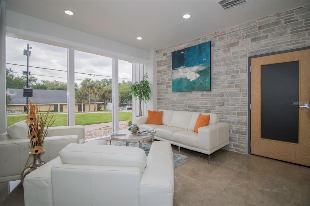 400 N MILLS AVENUE, ORLANDO, FL — photo 3 of 23