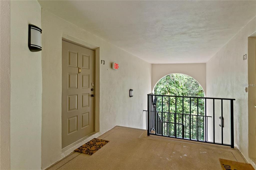 3161 LAKE PINE WAY S UNIT F3, TARPON SPRINGS, FL — photo 3 of 30