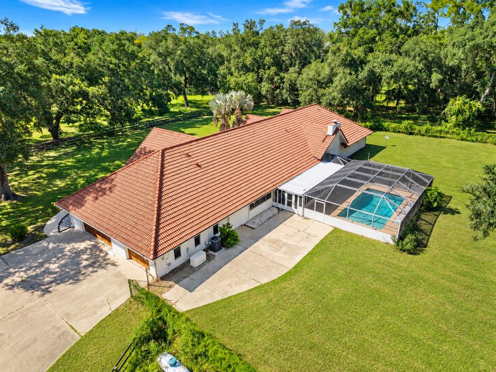 553 NE 205TH AVENUE, WILLISTON, FL — photo 3 of 30