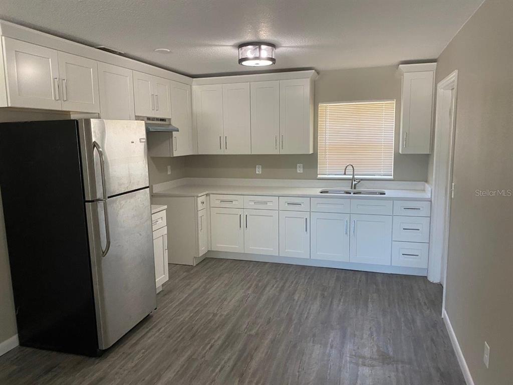 4535 BARLEY STREET, ORLANDO, FL — photo 4 of 11