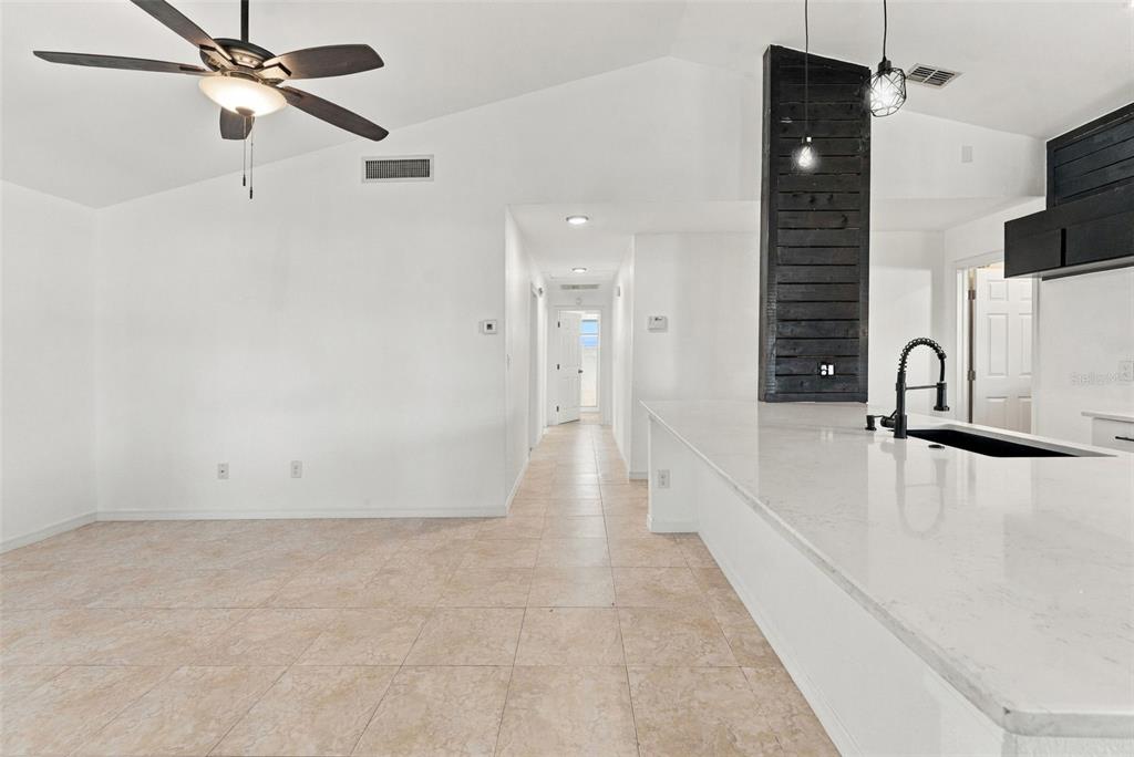774 91ST AVENUE N, ST PETERSBURG, FL — photo 4 of 27