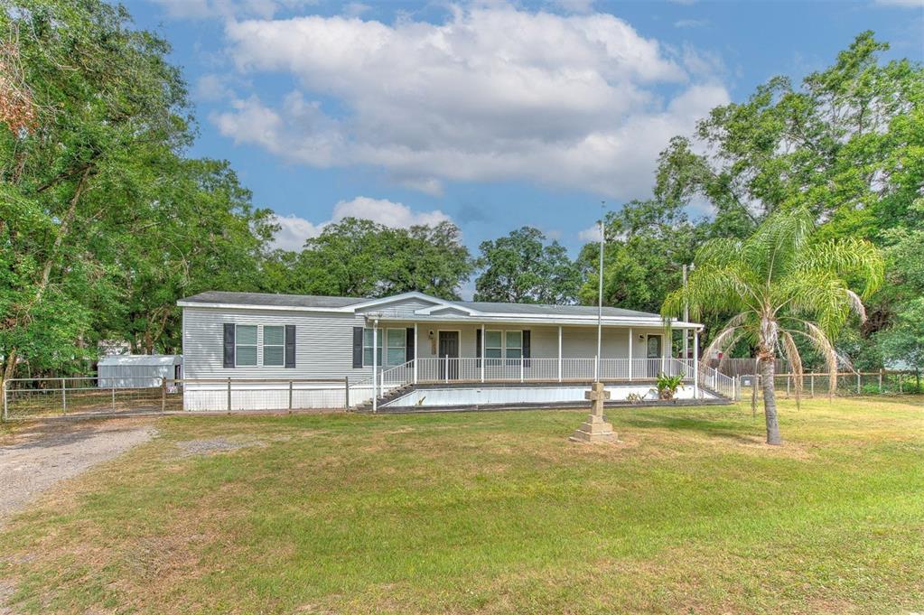 6633 APPLEWOOD DRIVE