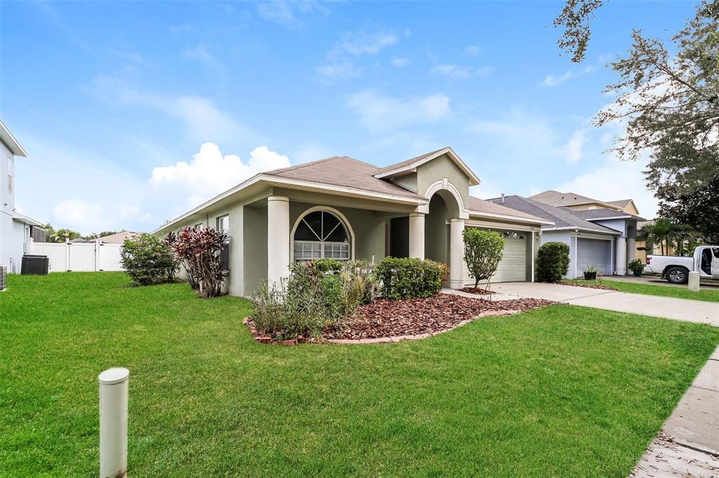 12755 STANDBRIDGE DRIVE, RIVERVIEW, FL — photo 2 of 30