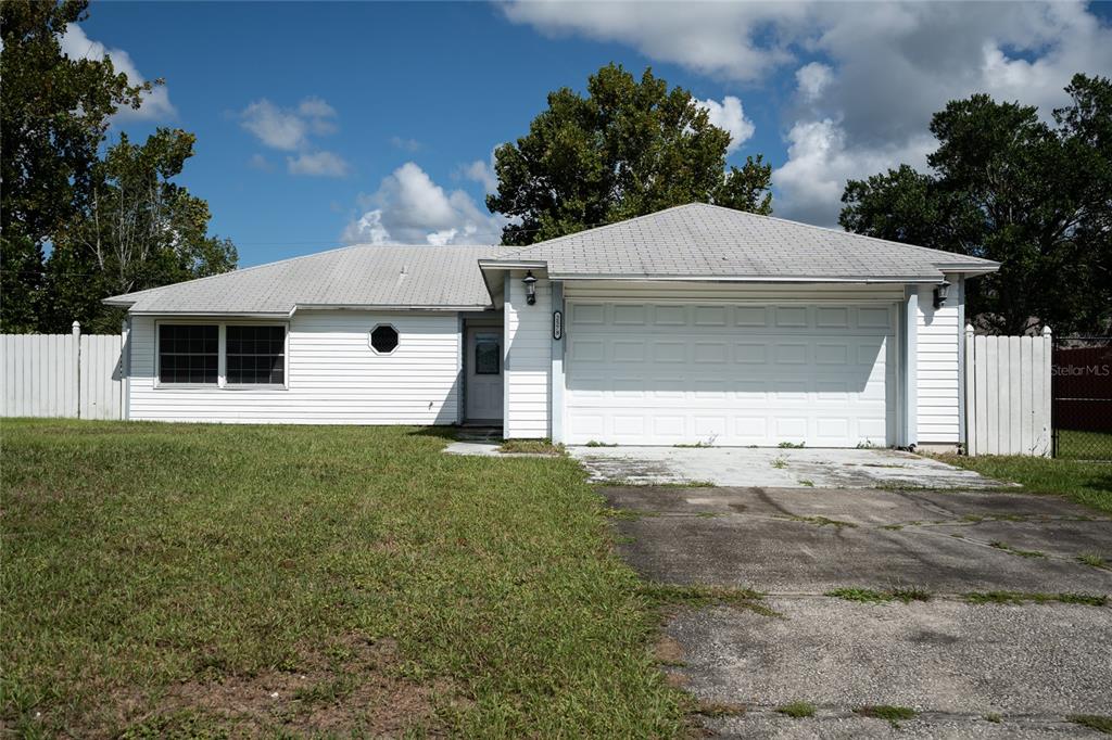 2578 HAULOVER BOULEVARD, DELTONA, FL — photo 3 of 28