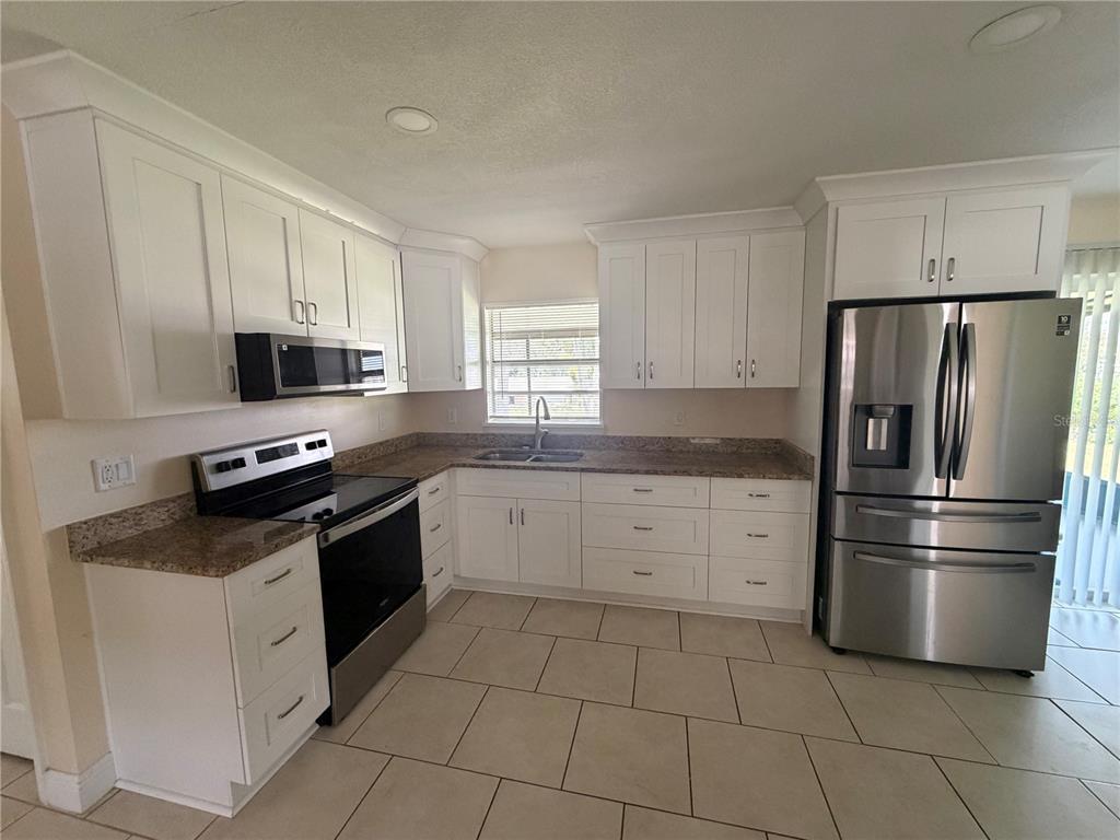 1925 NE 28TH STREET, OCALA, FL — photo 5 of 21