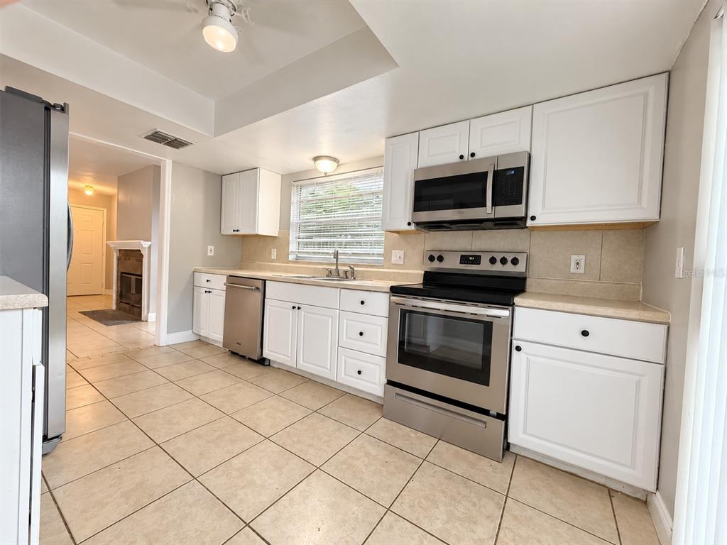 1223 LA MESA AVENUE, WINTER SPRINGS, FL — photo 5 of 20