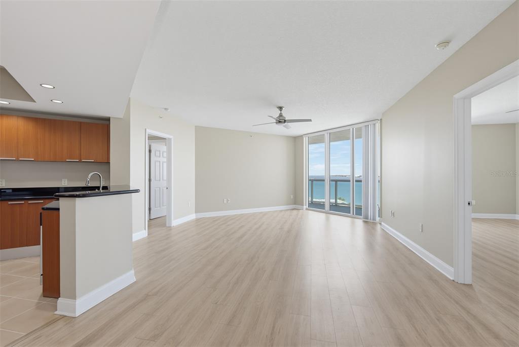 241 RIVERSIDE DRIVE UNIT 1006, HOLLY HILL, FL — photo 5 of 30