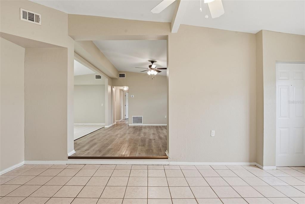 2210 BEATRICE DRIVE, ORLANDO, FL — photo 2 of 30