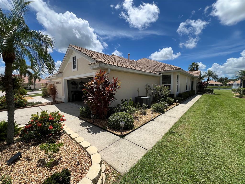 4440 WHISPERING OAKS DRIVE