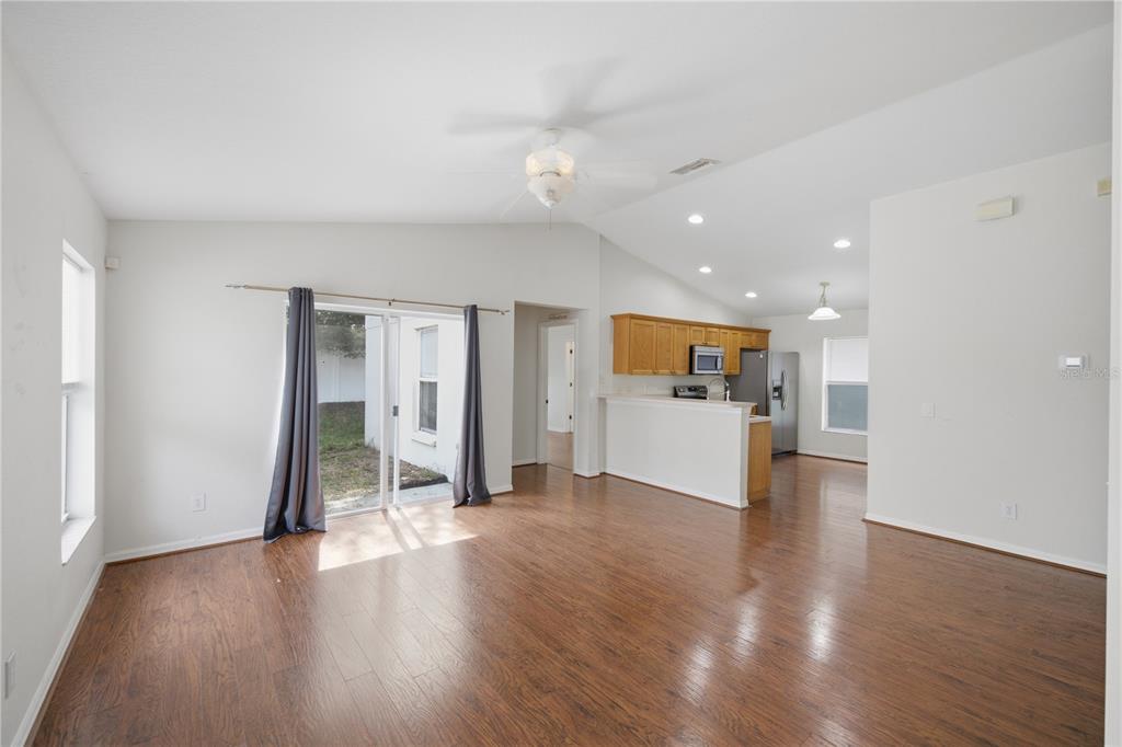 11426 BAY GARDENS LOOP, RIVERVIEW, FL — photo 3 of 27