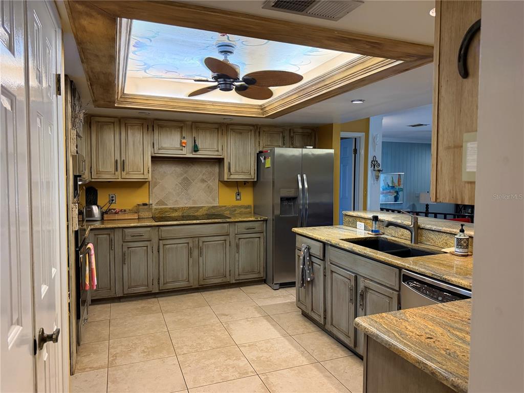 1114 WALD ROAD, ORLANDO, FL — photo 4 of 38