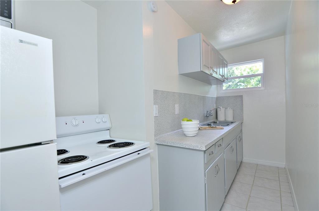401 69TH STREET N UNIT 3, ST PETERSBURG, FL — photo 5 of 21